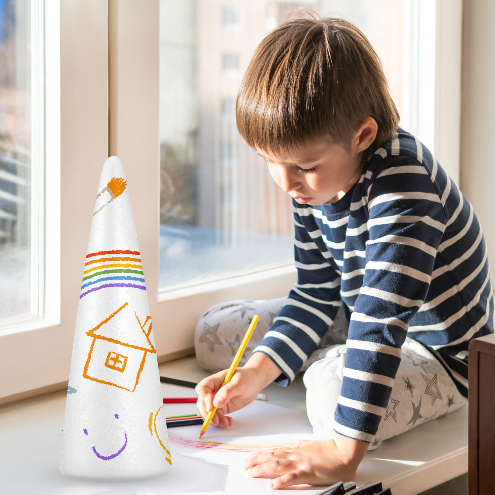 Art Craft Kids - 2 szt. świątecznych stożków z pianki,